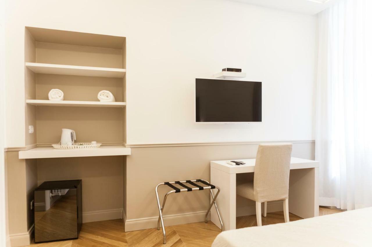 Margherita Suites ローマ エクステリア 写真